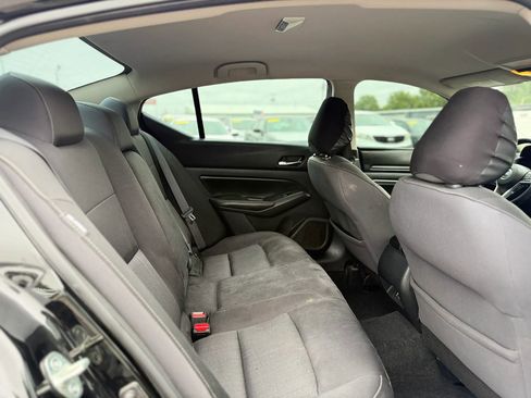 Used 2019 Nissan Altima 2.5 S AWD/4WD image 38