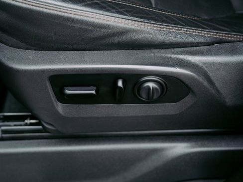 Used 2021 GMC Sierra 1500 AT4 w/ AT4 Premium Package image 15