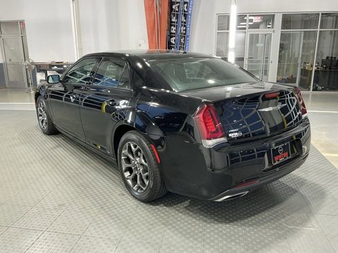 Used 2015 Chrysler 300 S image 36