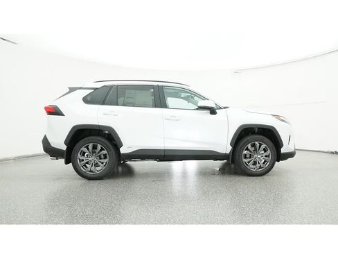 Used 2024 Toyota RAV4 XLE Premium w/ Weather Package AWD/4WD image 31