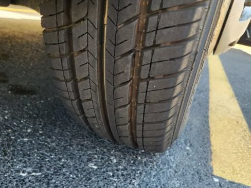 Used 2022 Ford Transit 350 DRW RWD image 9
