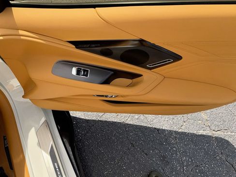 Used 2024 Chevrolet Corvette Z06 RWD image 33