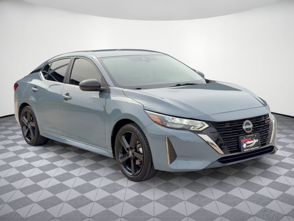 Used 2025 Nissan Sentra SR FWD image 7