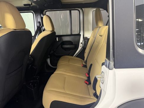 Used 2018 Jeep Wrangler Unlimited Sport AWD/4WD image 23