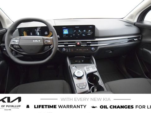 New 2026 Kia Sportage LX image 17