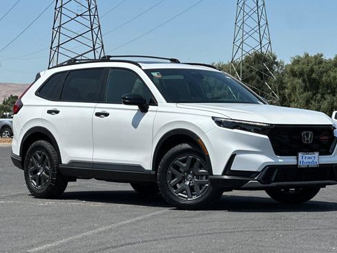 Certified 2026 Honda CR-V TrailSport image 1
