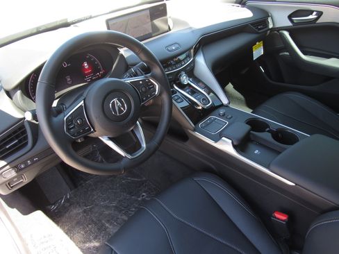 Certified 2025 Acura TLX w/ Technology Package image 16