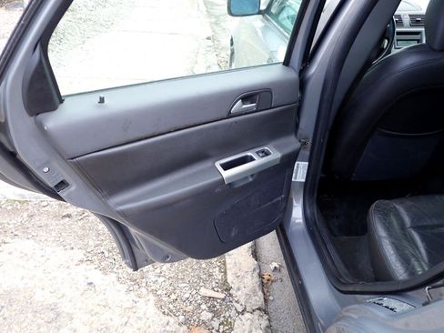 Used 2005 Volvo S40 T5 image 14