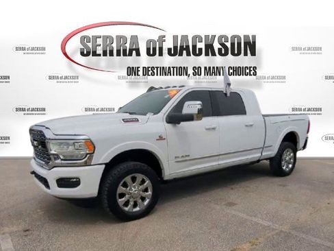 Used 2024 RAM 2500 Limited image 5