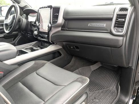 Used 2023 RAM 1500 Laramie AWD/4WD image 14