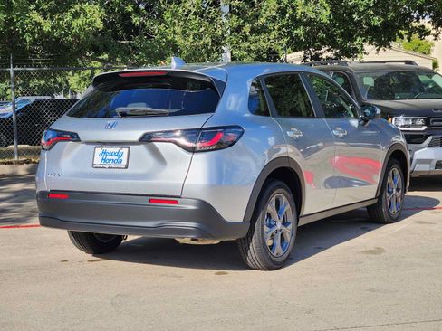Used 2026 Honda HR-V LX image 5