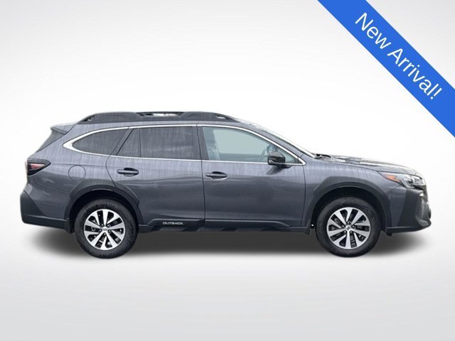 Certified 2025 Subaru Outback Premium AWD/4WD image 8