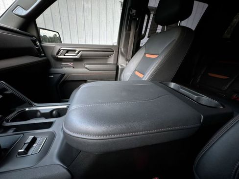 Used 2023 GMC Sierra 1500 AT4 w/ AT4 Premium Package AWD/4WD image 24