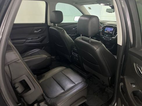 Used 2021 Chevrolet Traverse Premier w/ Redline Edition image 24