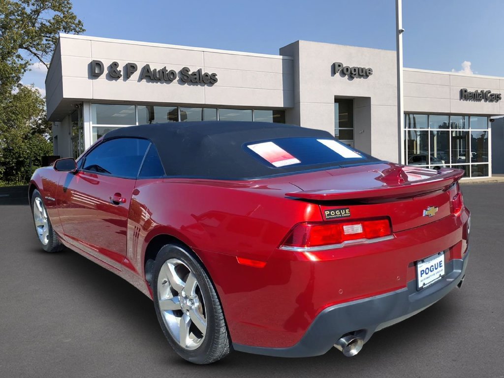 Used 2015 Chevrolet Camaro LT RWD image 3