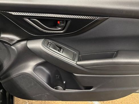 Used 2018 Subaru Impreza 2.0i AWD/4WD image 25