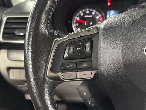 Used 2016 Subaru Forester 2.5i Limited AWD/4WD image 22
