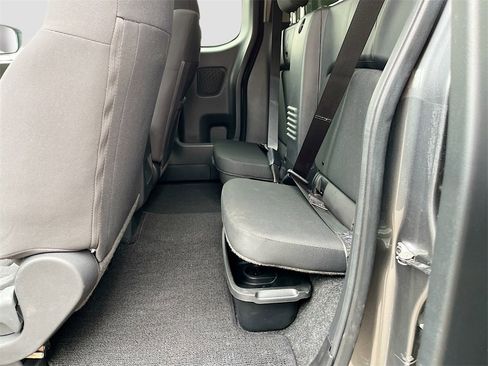 Used 2022 Nissan Frontier S w/ Technology Package image 22