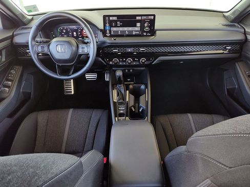 Used 2025 Honda Accord Sport image 28