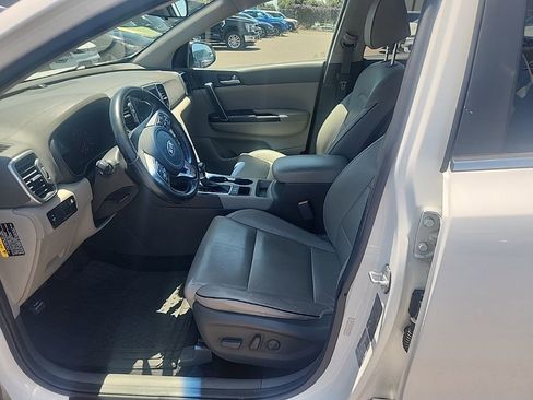 Used 2017 Kia Sportage EX FWD image 18
