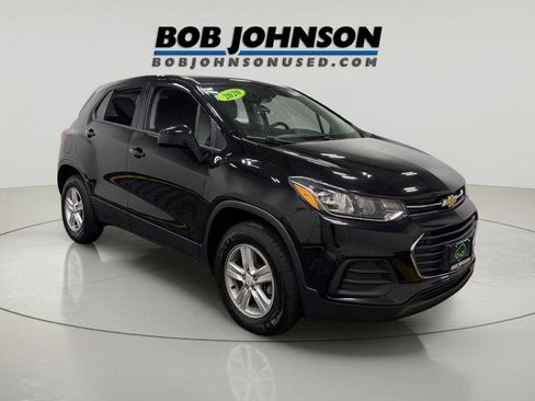Certified 2020 Chevrolet Trax LS w/ Tint and Cruise Package AWD/4WD image 1