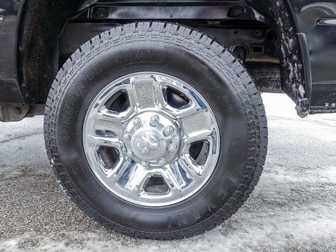 Used 2017 RAM 2500 SLT image 13