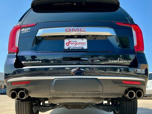 Used 2022 GMC Yukon Denali image 17