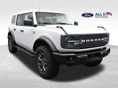 New 2025 Ford Bronco Badlands image 1