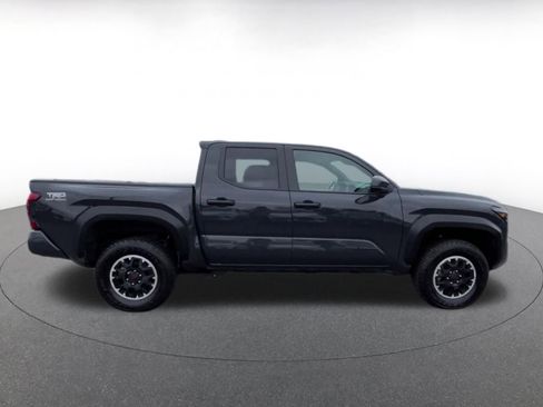 Used 2025 Toyota Tacoma TRD Off-Road image 16