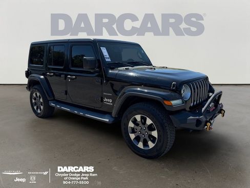 Used 2018 Jeep Wrangler Unlimited Sahara image 1