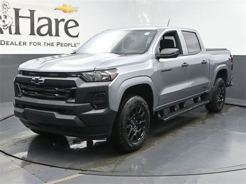 New 2026 Chevrolet Colorado W/T image 12