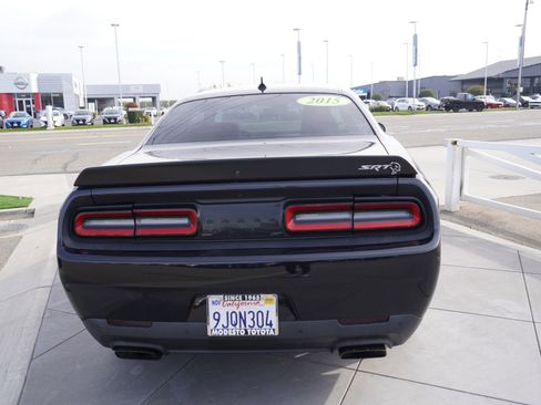 Used 2015 Dodge Challenger SRT Hellcat image 12