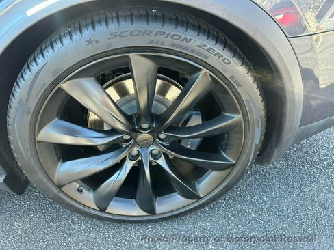 Used 2018 Tesla Model X 100D image 21