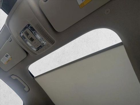 Certified 2022 Mercedes-Benz GLB 250 image 14