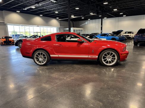 Used 2007 Ford Mustang Shelby GT500 RWD image 2