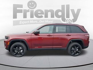 New 2025 Jeep Grand Cherokee Limited w/ Black Appearance Package AWD/4WD video 2