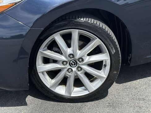 Used 2017 MAZDA MAZDA3 Touring FWD image 10