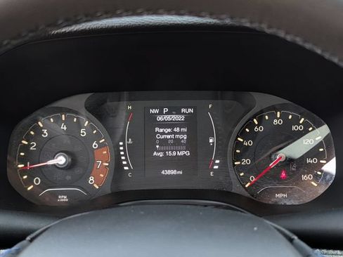 Used 2022 Jeep Compass Latitude w/ Sun and Sound Group FWD image 14