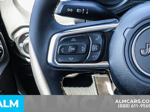 Used 2024 Jeep Wrangler Sahara image 30