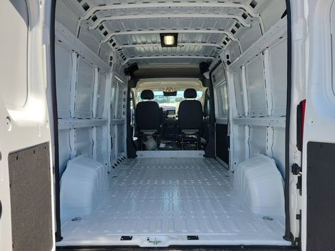 New 2026 RAM ProMaster 2500 w/ Quick Order Package 22G SLT FWD image 7