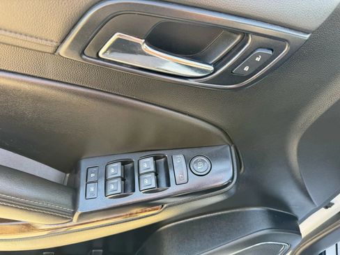 Used 2016 Chevrolet Tahoe 2WD image 21
