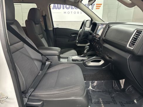 Used 2022 Nissan Frontier SV w/ Technology Package image 20