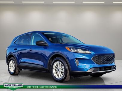 Certified 2022 Ford Escape SE