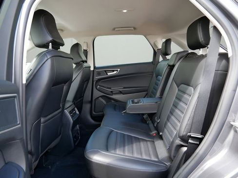Used 2024 Ford Edge SEL w/ Convenience Package AWD/4WD image 11