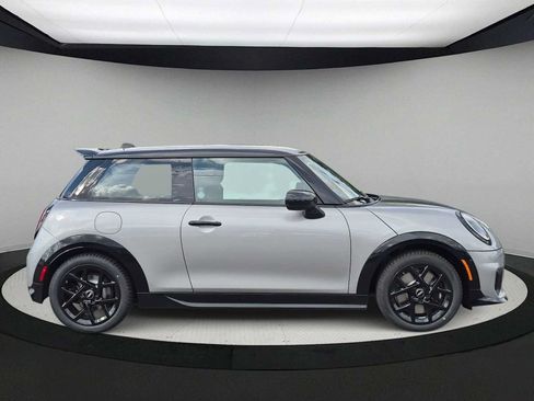 New 2026 MINI Cooper S FWD image 9