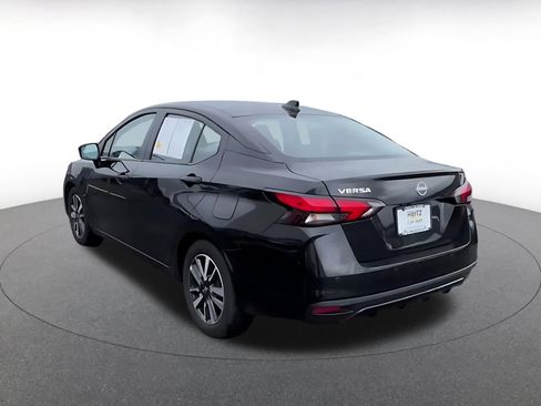 Used 2025 Nissan Versa SV image 11