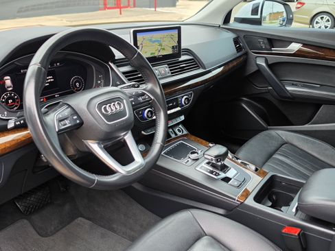 Used 2020 Audi Q5 2.0T Premium Plus w/ Premium Plus Package AWD/4WD image 25