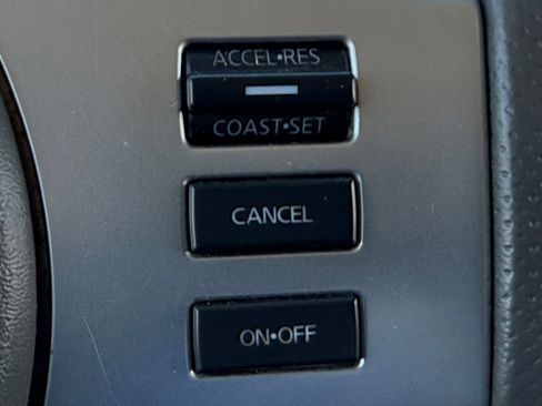 Used 2017 Nissan Frontier SV w/ SV Value Truck Package image 22