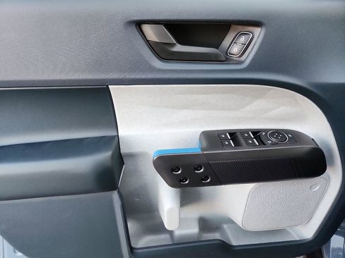 New 2026 Ford Maverick XLT image 21