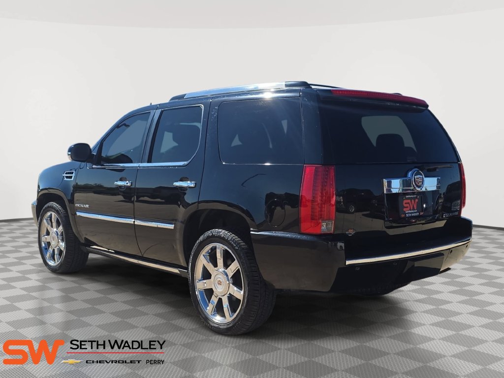 Used 2013 Cadillac Escalade Luxury AWD/4WD image 5